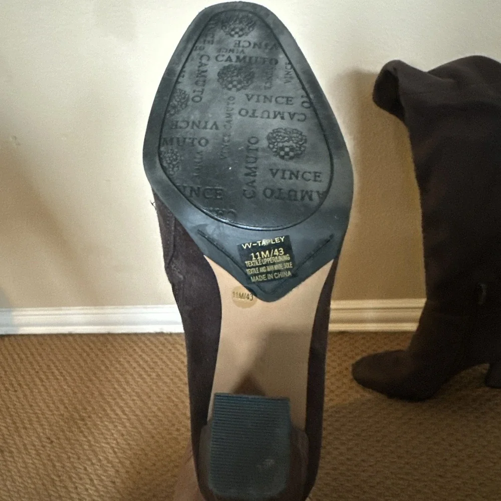 Vince Camunto TAPLEY Over the Knee Round Toe Boots Ash‎ Brown Suede Sz 11